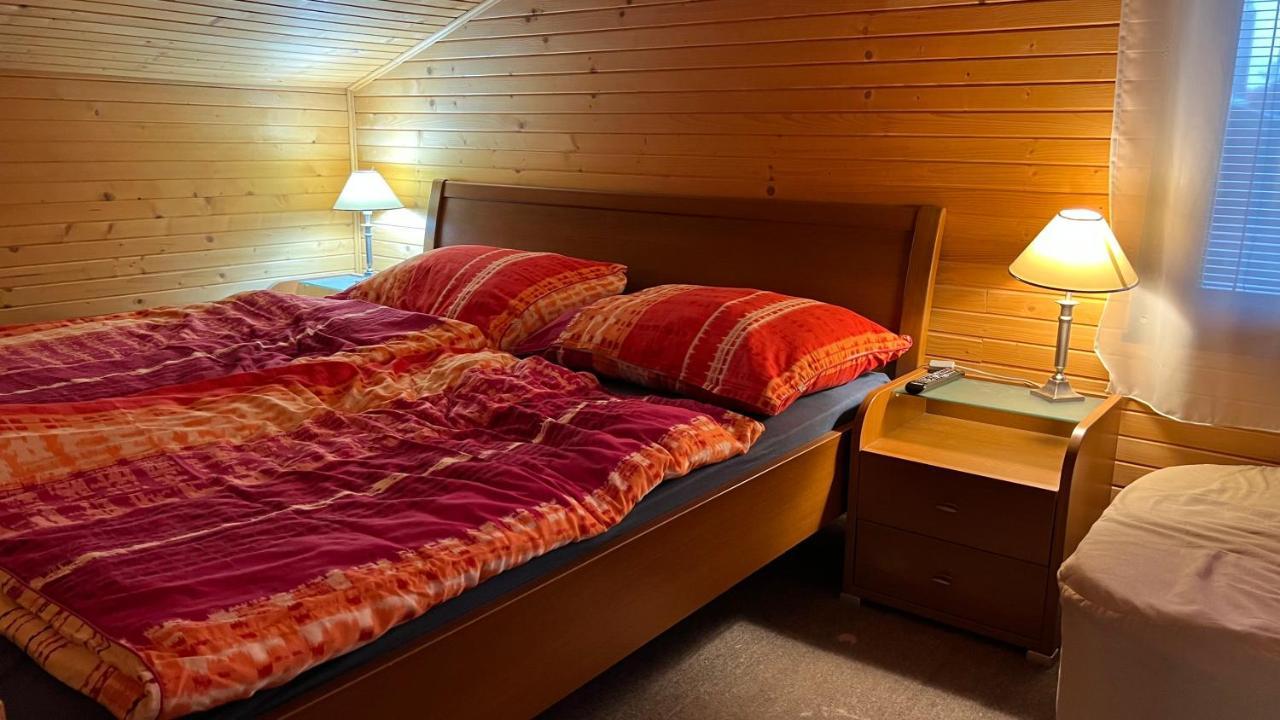 Houseboat - Beacon Of Happiness Hotel Pozsony Kültér fotó