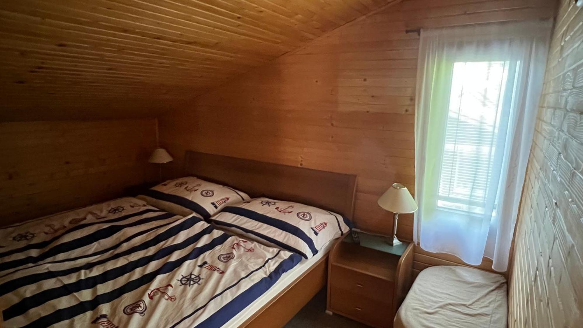Houseboat - Beacon Of Happiness Hotel Pozsony Kültér fotó